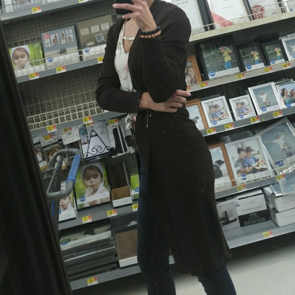 Juniors size 4 - Picture 4 of 5